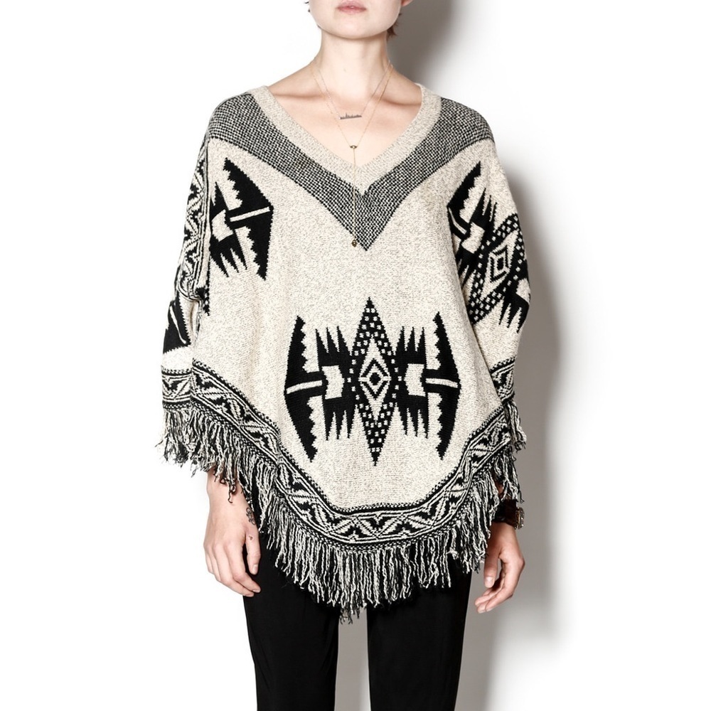 La Vie 89 Oversized poncho style sweater with fringed bottom Navajo Western